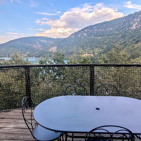Cabanes Et Lodges Du Belvedere Serrieres-sur-Ain Екстериор снимка